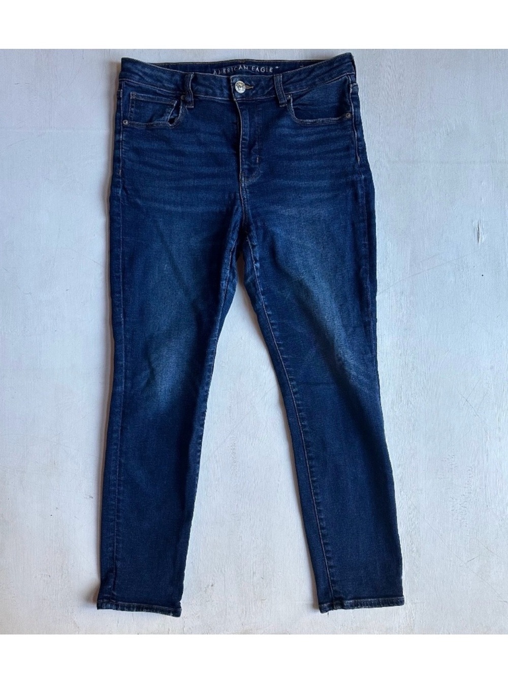 AMERICAN EAGLE SKINNY JEANS Size 12 Short